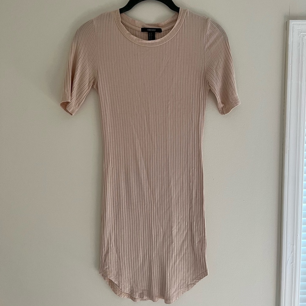 F21 size small ribbed bodycon T-shirt dress with curved hem